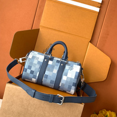 M28600 【全钢五金MB 】本款 Keepall Bandoulière 25 手袋采用 Damoflage 涂层帆 M28600 【全钢五金MB 】本款 Keepall Bandoulière 25 手袋采用 Damoflage 涂层帆