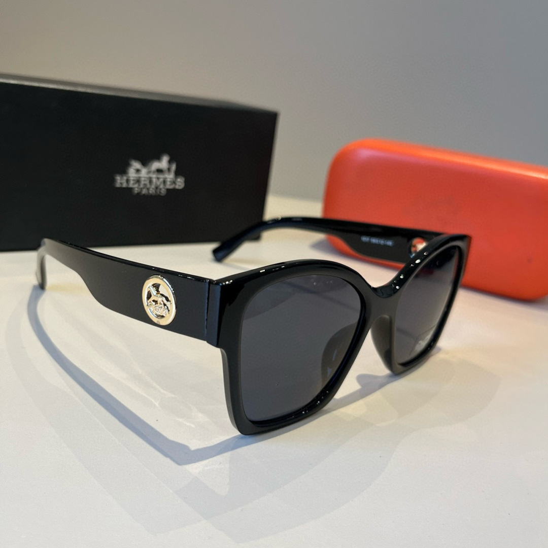 NO:362617,Hermes women's sunglasses, oval lenses super high-end customization, essential glasses, sunglasses, sunglasses, glasses, hermes, hermes19860909Hermes爱马仕 女款太阳镜,椭圆形镜片超高级定制,出游开车必备眼镜墨镜太阳镜,眼镜,hermes,hermes,glasses