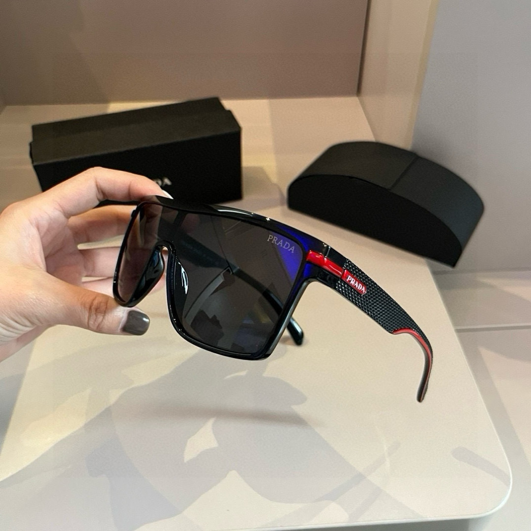 Prada Syze 110 Motion Sunglasses: Perfect for Sports and Style - 图片 4