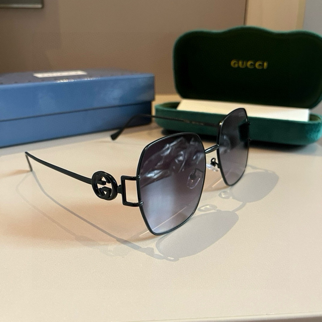 NO:364380,Gucci sun protection sunglasses, fashionable European and American style shading mirrors, high definition sunglasses, super smiling versatile glasses, sunglasses, gucci19860909Gucci古奇防晒太阳镜,时尚欧美风遮掩镜,高清墨镜 超显笑脸百搭眼镜墨镜太阳镜,眼镜,gucci,glasses