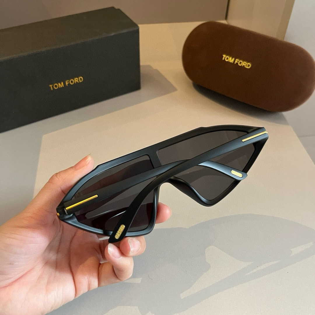 Sports Sunglasses: Essential for Sun Protection and Style - 图片 8