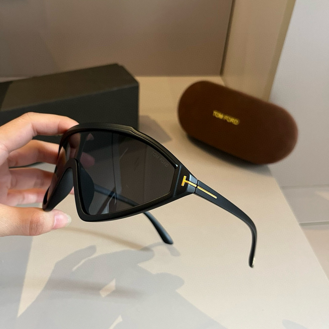 Sports Sunglasses: Essential for Sun Protection and Style - 图片 4