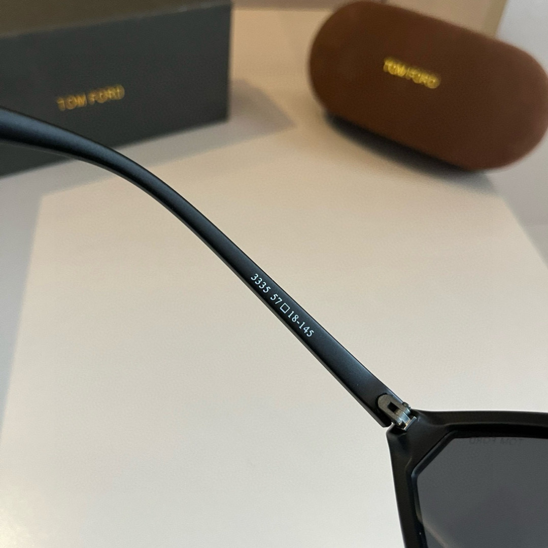 Sports Sunglasses: Essential for Sun Protection and Style - 图片 9