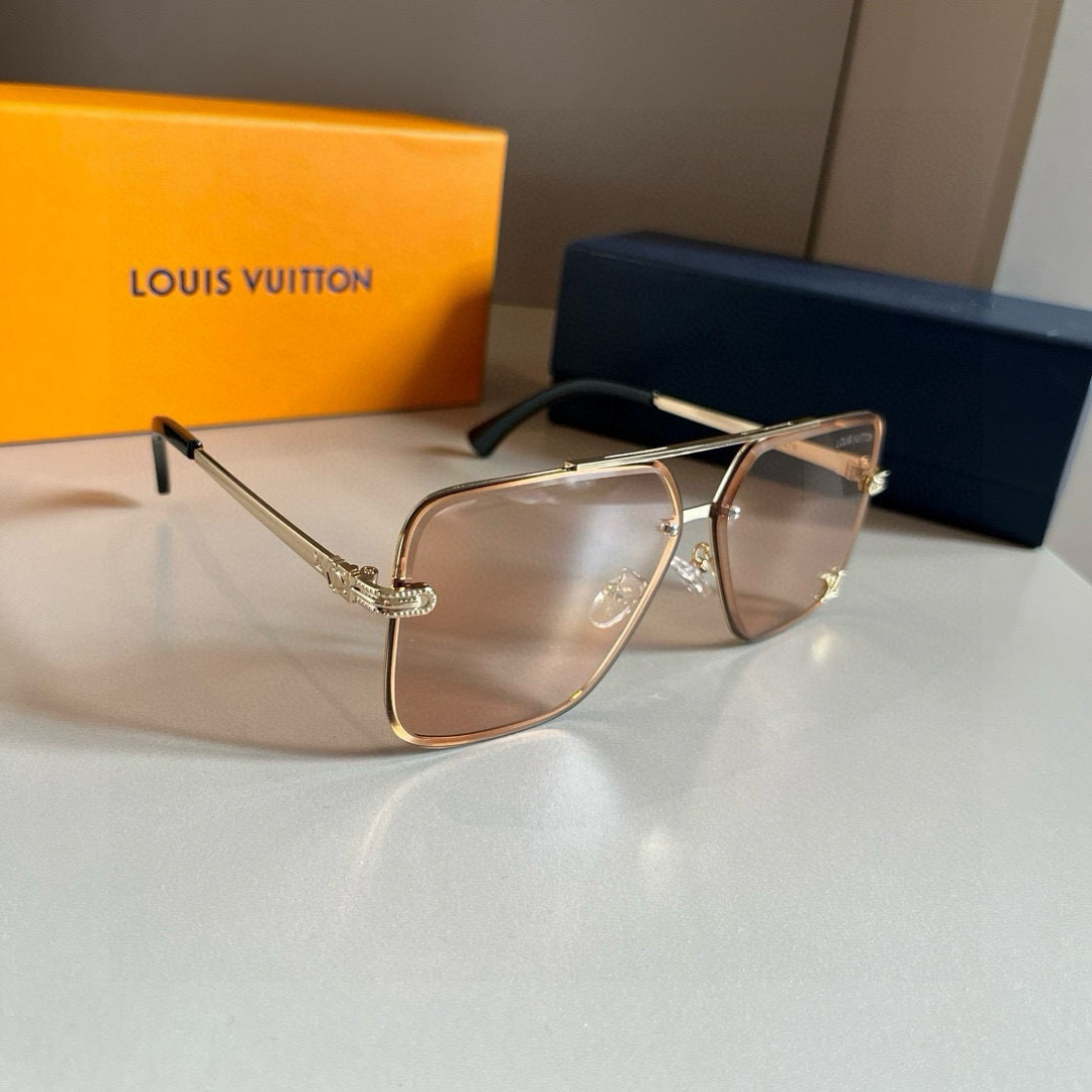 NO:366002,LV Louis Vuitton New first-time sunglasses, men and women's same style, invincible and comfortable to wear, fashion trendy style, classic metal single beam pilot toad-shaped fashionable sunglasses, glasses, louis vuitton, louis vuitton19860909LV路易威登 新款首发太阳镜 男女同款佩戴无敌舒适 时尚潮流款 经典款金属单梁飞行员蛤蟆形时尚太阳镜眼镜墨镜太阳镜,眼镜,louis vuitton,louis vuitton,glasses