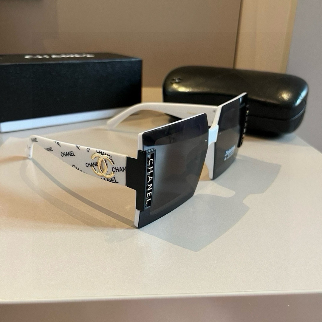 NO:365858,Chanel Chanel sunglasses, sun visor polarizers, high-end European and American style mirrors, super face-modifying glasses, sunglasses, sunglasses, chanel, chanel19860909批 Chanel香奈儿 太阳镜,遮阳偏光镜,高端欧美风这样镜,超级修饰脸型眼镜墨镜太阳镜,眼镜,chanel,chanel,glasses