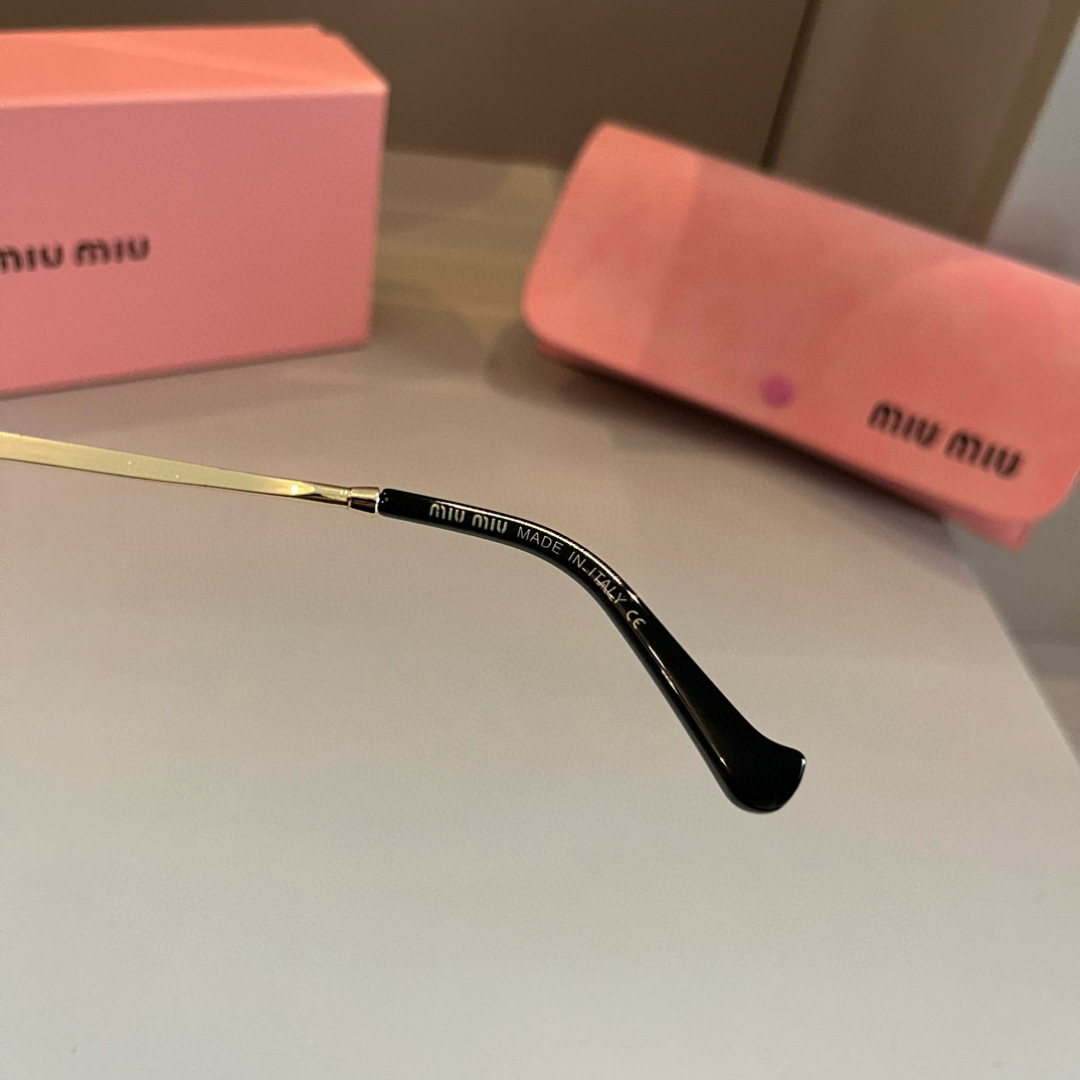 High-Sensored UV-Proof Sunglasses for Women Driving: Mumumiu’s Latest Collection - 图片 8