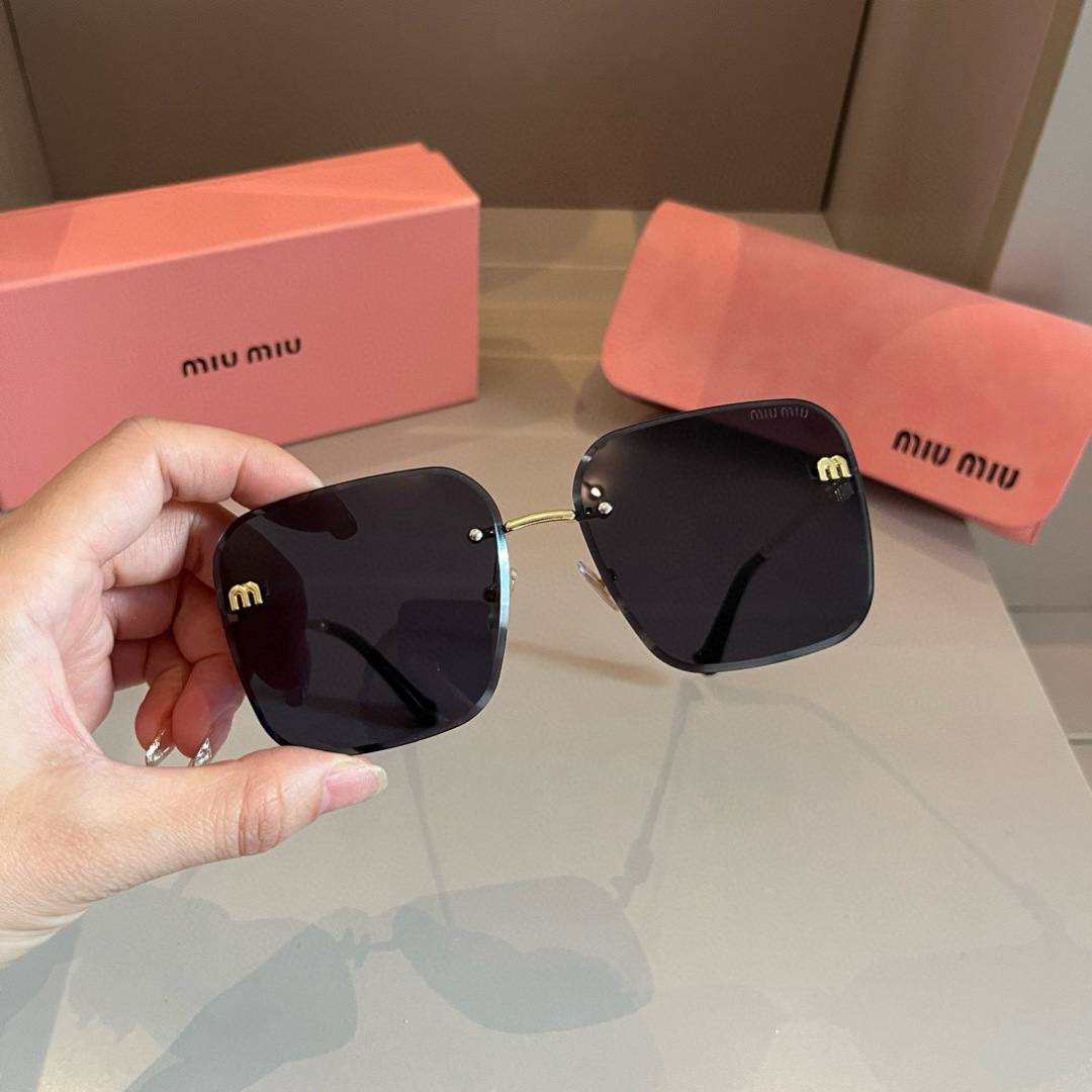 High-Sensored UV-Proof Sunglasses for Women Driving: Mumumiu’s Latest Collection - 图片 5