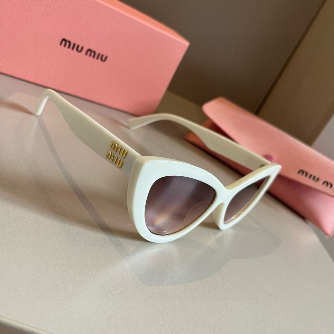 three hundred and sixty-three. miumiu’s 2024 new sunglasses - 图片 2