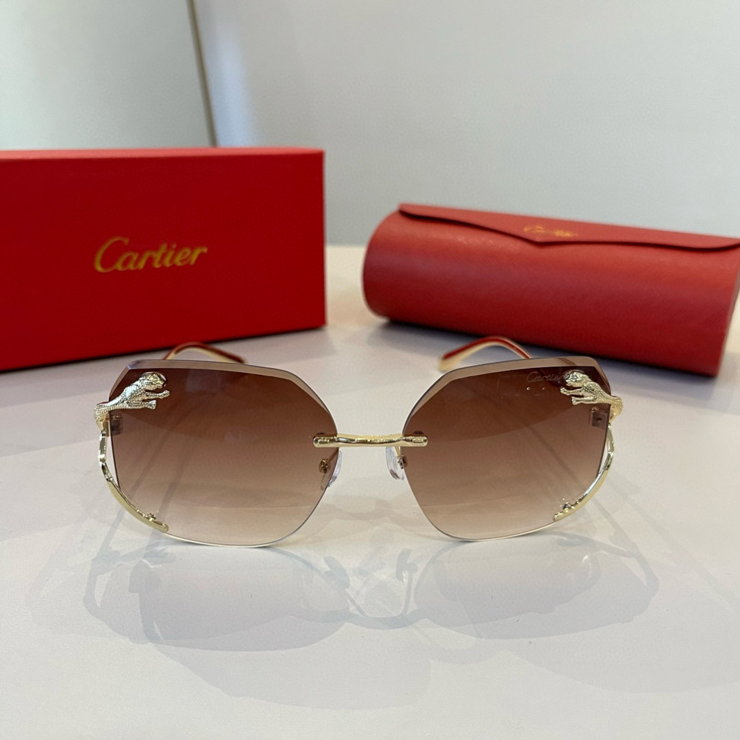 Солнцезащитные очки золотистые с декором Cartier