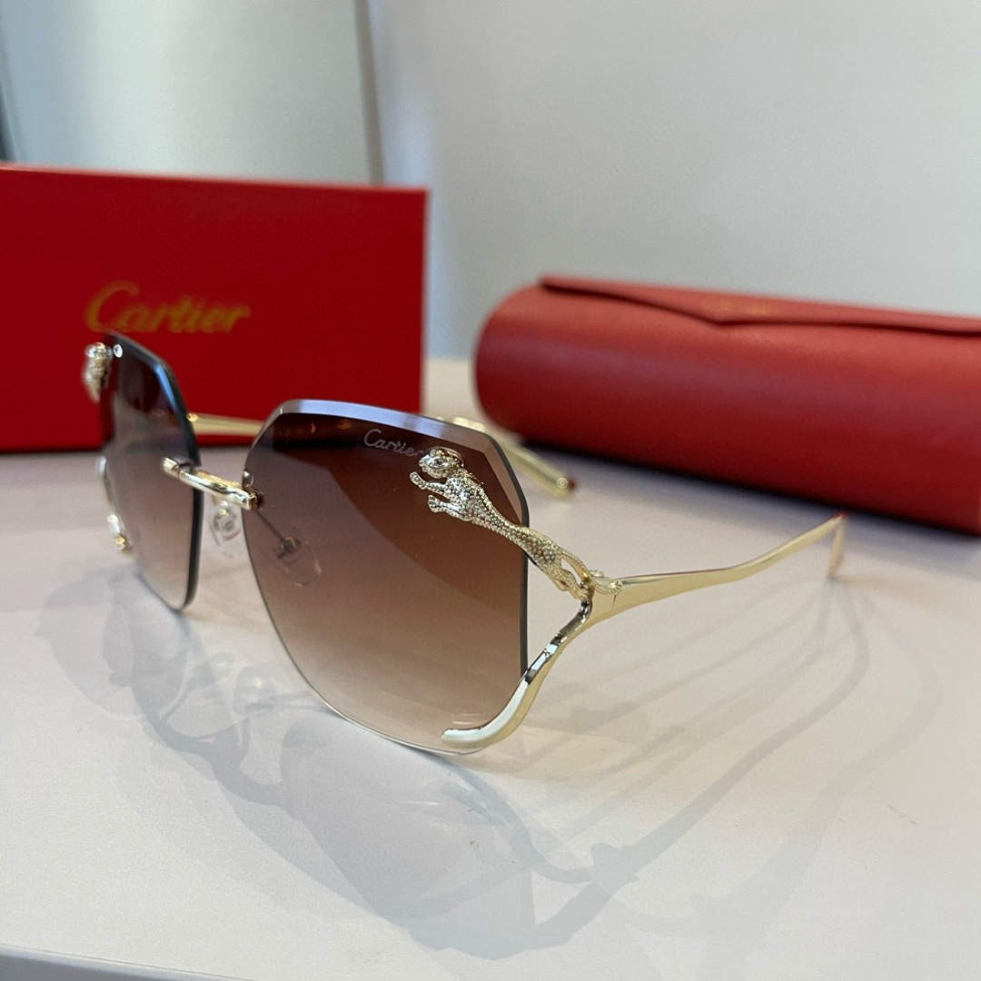 Солнцезащитные очки золотистые с декором Cartier
