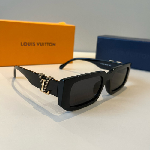 Louis Vuitton 2315 Black Sunglasses – Stylish, Face-Flattering, and High-Quality 1 Louis Vuitton 2315 Black Sunglasses – Stylish, Face-Flattering, and High-Quality