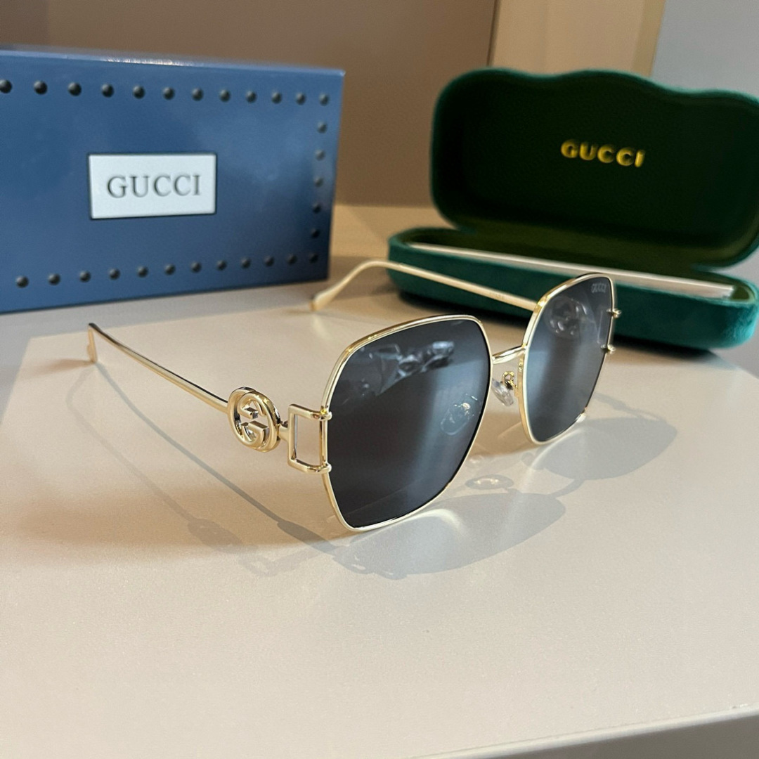 NO:369079,Gucci sun protection sunglasses, fashionable European and American style shading mirrors, high definition sunglasses, super smiling face versatile, glasses, gucci19860909Gucci古奇防晒太阳镜,时尚欧美风遮掩镜,高清墨镜 超显笑脸百搭,眼镜,gucci,glasses