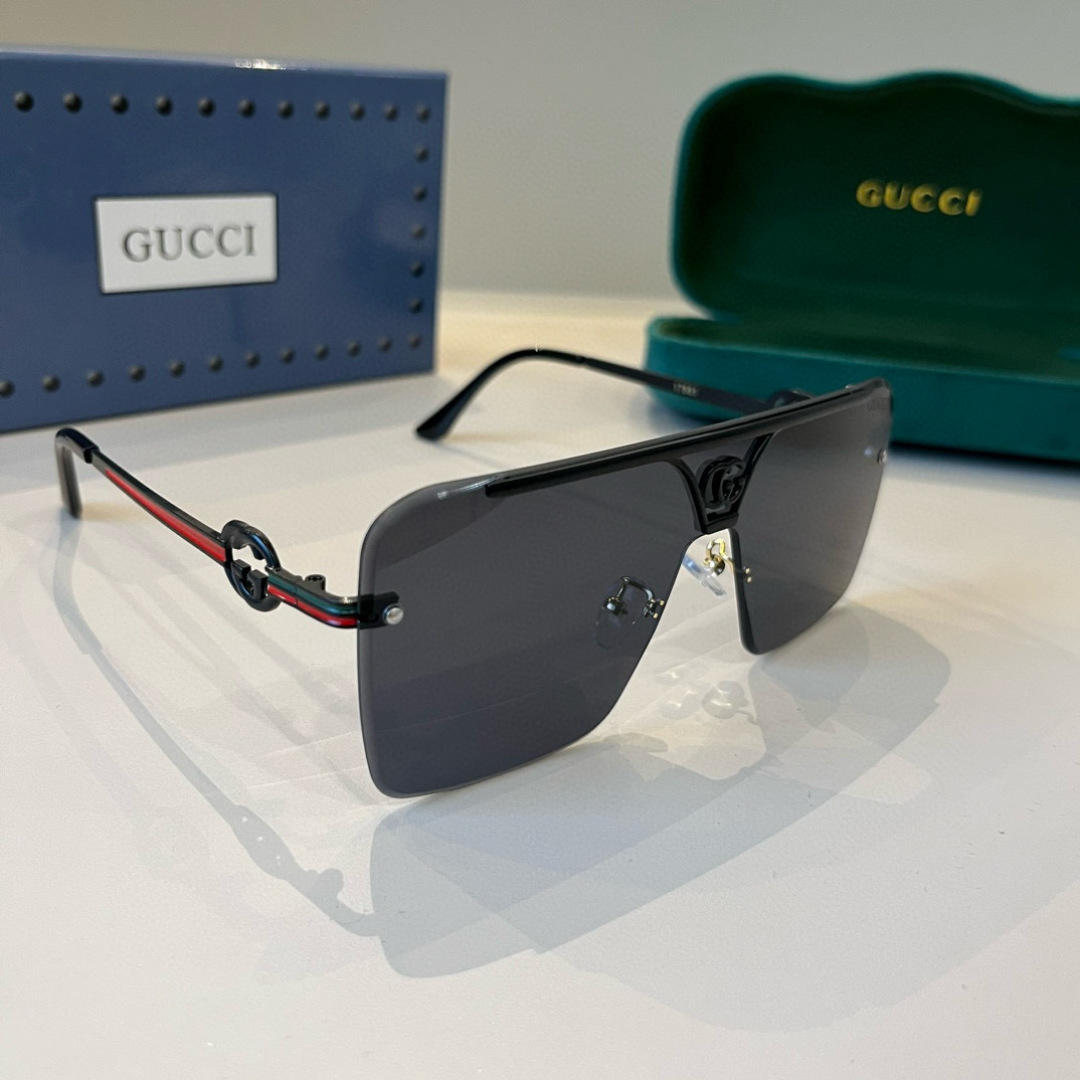 NO:369330,Gucci is made by world-class masters. Polarized sunglasses high-end trendy and fashionable versatile men's versatile face-slimming sunglasses high quality!  Driving sunglasses!  Glasses sunglasses sunglasses, glasses, gucci19860909Gucci古奇 界级大师制造. 偏光墨镜 高档 潮流时尚百搭男士款百搭瘦脸太阳镜 高品质 ！开车太阳镜 ！眼镜墨镜太阳镜,眼镜,gucci,glasses