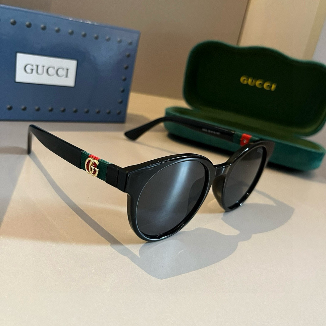 NO:369346,Gucci Gucci new sunglasses, salty or sweet, beautiful, no difference between men and women, sunglasses, sunglasses, glasses, gucci19860909Gucci古琦新款太阳墨镜,可盐可甜,美爆了,无男女区分眼镜墨镜太阳镜,眼镜,gucci,glasses