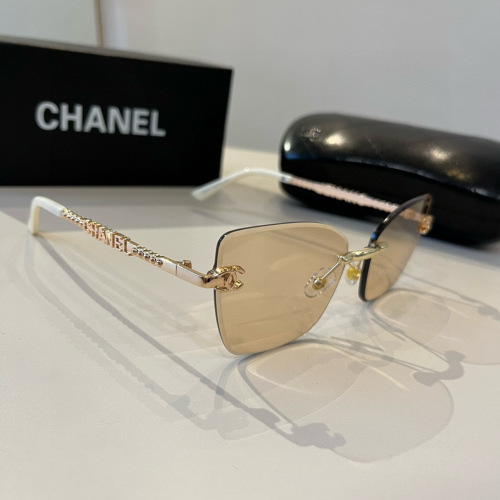 Elegant Rimless Sunglasses with Signature Logo, Stylish and Protective Eyewear 1 Elegant Rimless Sunglasses with Signature Logo, Stylish and Protective Eyewear