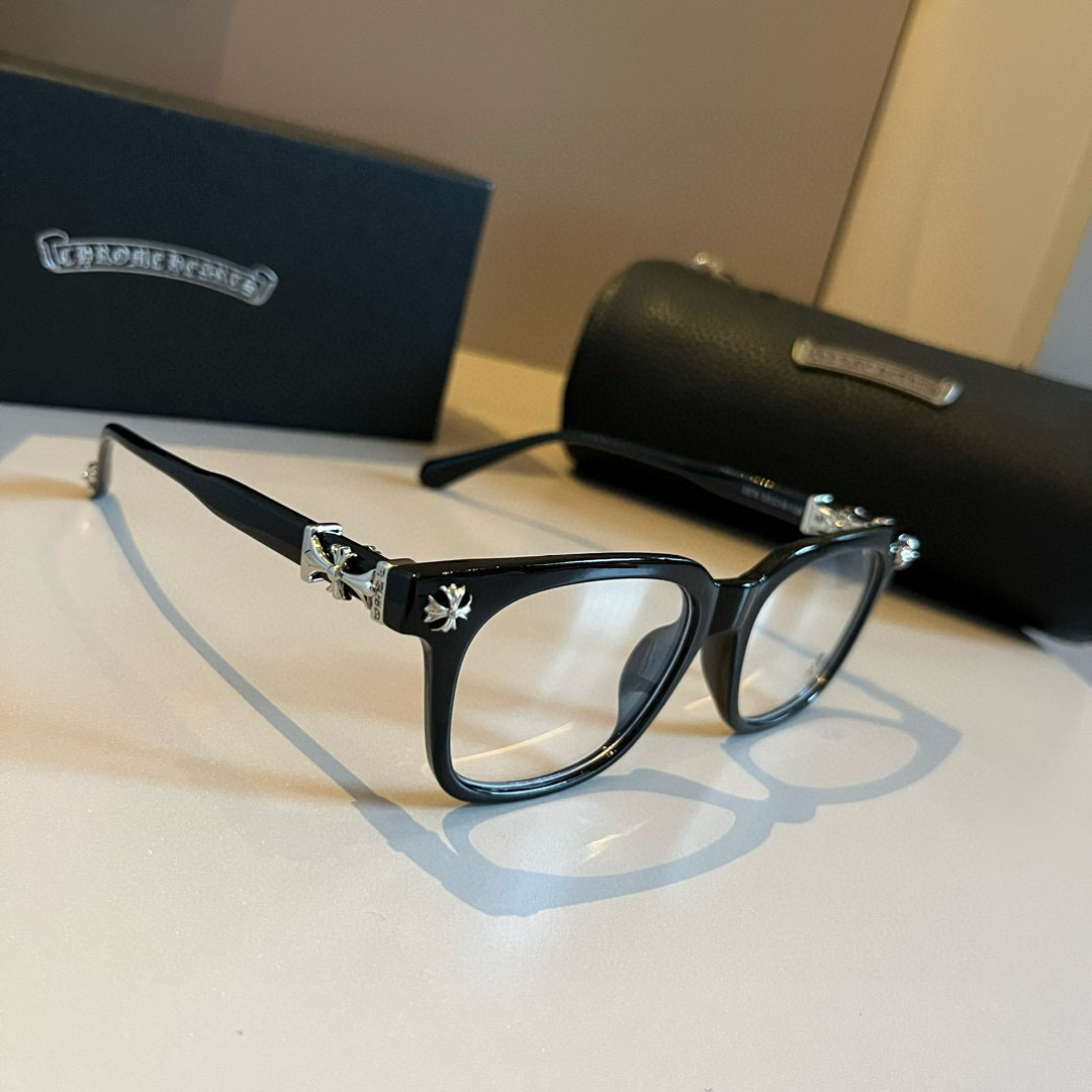 NO:369943,Croxin Optical mirrors for men and women CRANRE HEARNT BONE PRONE III Fashion Croxin brand glasses sunglasses sunglasses, glasses, chrome hearts19860909克罗心 光学镜男女通用 CRANRE HEARNT BONE PRONE III 时尚克罗心品牌眼镜墨镜太阳镜,眼镜,chrome hearts,glasses