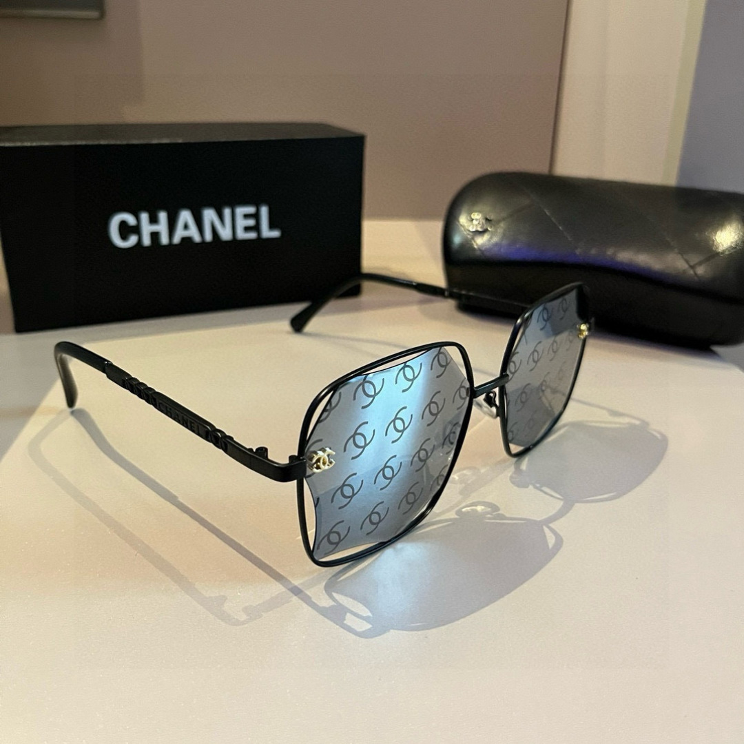 NO:371240,Chanel sunglasses round face treasure look over, super covers the fleshy face, showing the face, Xiaochuan Xiaoxiangfeng 24 new large square frame sunglasses are versatile and slim, huge and small face, big face, round face, fleshy face, one-small glasses, sunglasses, glasses, chanel19860909Chanel太阳镜圆脸宝看过来,超遮肉肉脸,显脸小川小香风24新款大方框墨镜百搭显瘦,巨显脸小 大脸,圆脸,肉肉脸一镜搞定眼镜墨镜太阳镜,眼镜,chanel,glasses