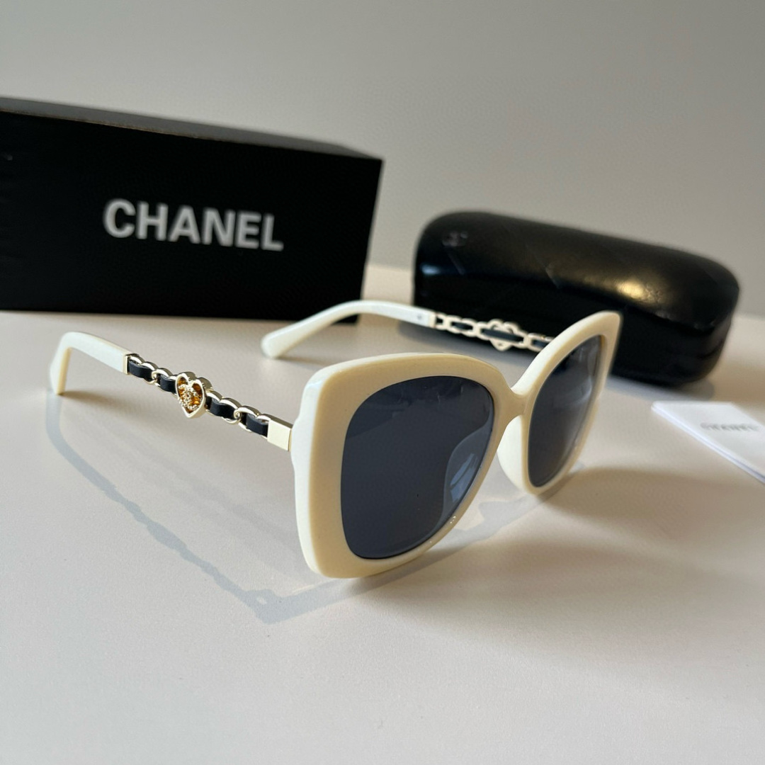 NO:371242,Chanel Chanel sunglasses, sun visor polarizers, high-end European and American style mirrors, super face-modifying glasses, sunglasses, sunglasses, chanel, chanel19860909批 Chanel香奈儿 太阳镜,遮阳偏光镜,高端欧美风这样镜,超级修饰脸型眼镜墨镜太阳镜,眼镜,chanel,chanel,glasses