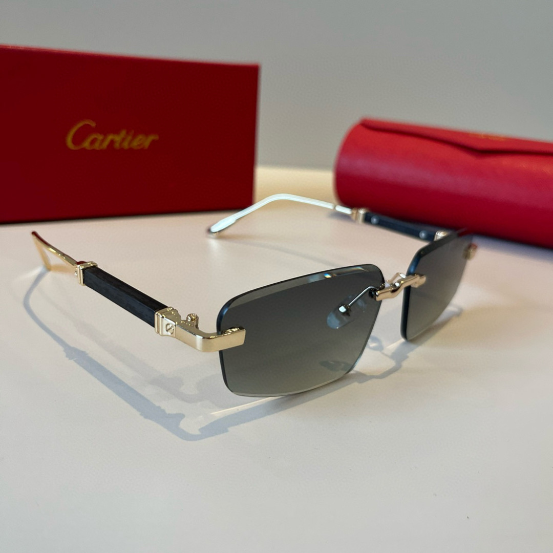 NO:372541,CARTIE* Cartier Privileged sunglasses metal material PC temples with ten frameless ultra-light electroplating technology and exquisite temperament! The new model has just arrived on the official website original version is super high quality, ultra-high-end luxury symbolic glasses sunglasses, glasses, cartier, cartier19860909CARTIE*卡地亚 珍贵太阳眼镜金属材质 PC镜腿十无框超轻电镀工艺精湛气质十足!新款刚刚到货官网原版超高品质,超高档奢华的象征眼镜墨镜太阳镜,眼镜,cartier,cartier,glasses