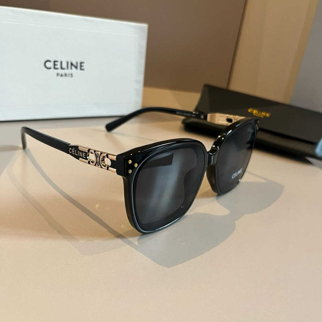 NO:372458,Celine Celine sunglasses, this glasses are amazing, square face savior, super small face, modified face shape glasses sunglasses, glasses, celine, celine19860909Celine赛琳太阳镜,这款眼镜逆天了,方圆脸救星,超显小脸,修饰所以的脸型眼镜墨镜太阳镜,眼镜,celine,celine,glasses