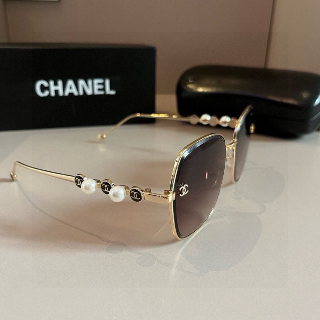 NO:372483,Chanel Chanel's popular style, the same as Xiaohongshu, this year's popular style [CHANEL] pearl temple sunglasses internet celebrity style sunglasses, counters, fashionable sunglasses, sunglasses, sunglasses, chanel, chanel19860909Chanel香奈儿爆款爆款 小红书同款 今年火爆款【CHANEL】珍珠镜腿太阳镜网红款墨镜 专柜一样 时尚太阳眼镜眼镜墨镜太阳镜,眼镜,chanel,chanel,glasses