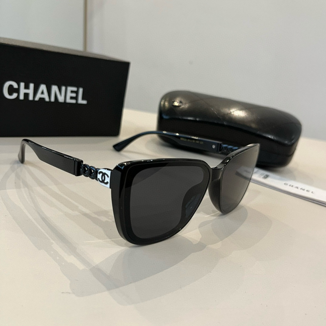 NO:372489,Chanel Chanel internet celebrity sunglasses, sunshade modification face shape artifact glasses sunglasses sunglasses, glasses, chanel, chanel19860909Chanel香奈儿网红爆款太阳镜,遮阳修饰脸型神器眼镜墨镜太阳镜,眼镜,chanel,chanel,glasses