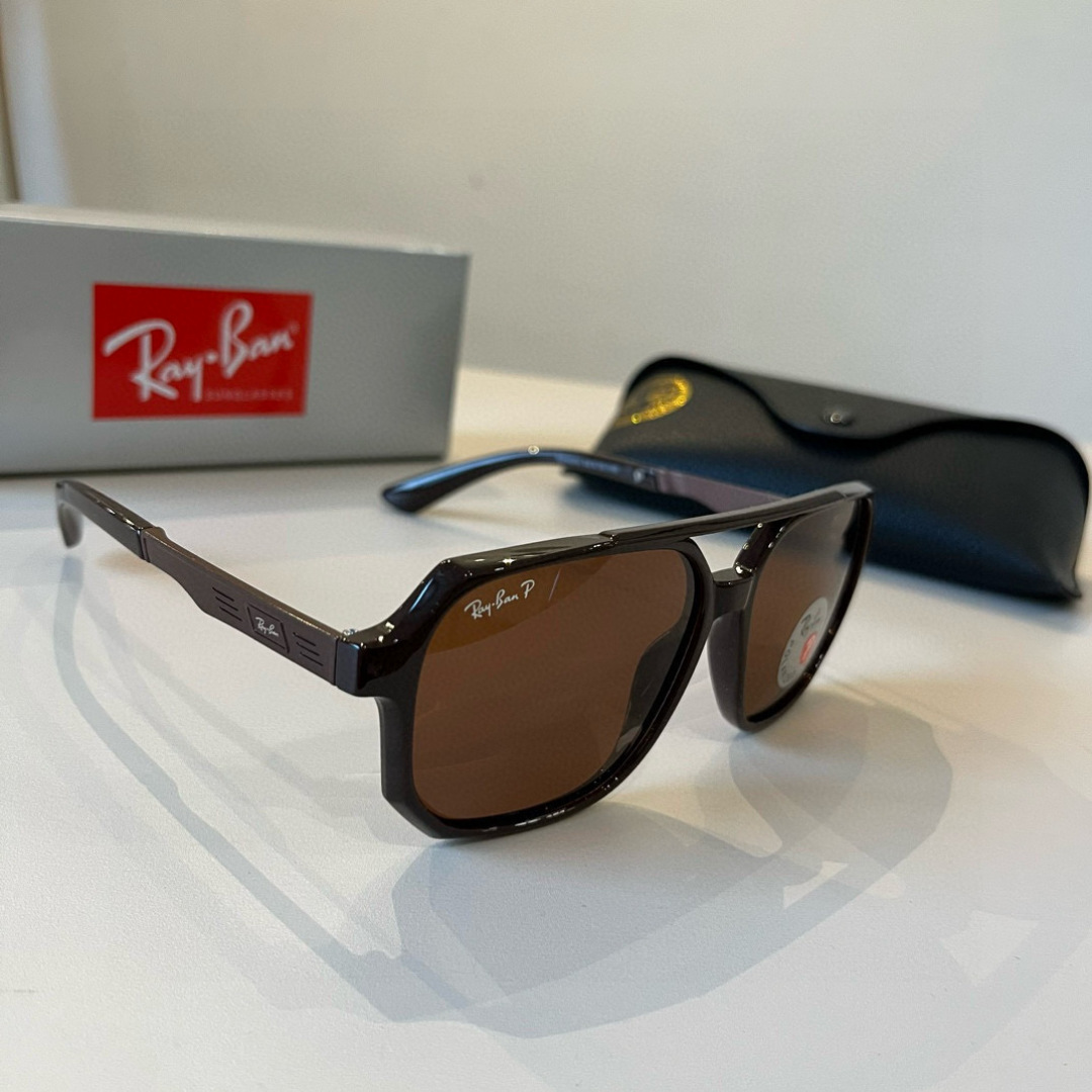 NO:372934,The atmosphere of the Ray-Ban sunglasses|DONNA Is it really cool to see at first glance? It’s very comfortable to wear. The design is very big and high-end glasses, sunglasses, glasses19860909雷朋墨镜氛围感神器|DONNA 一眼望来是不是炒鸡特别真的好酷 佩戴很舒服 设计一看就很大牌又高级眼镜墨镜太阳镜,眼镜,glasses