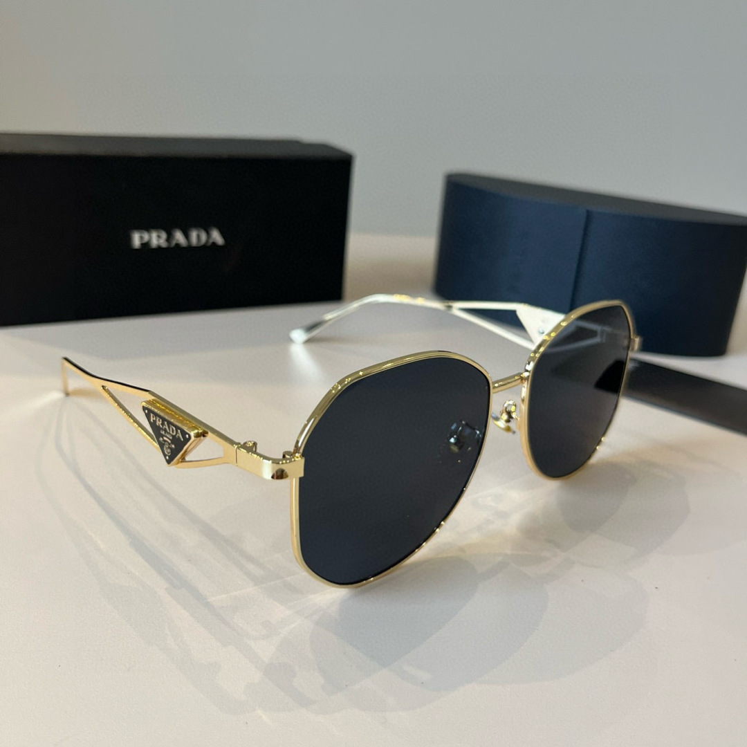 NO:372898,PRADA high-end women's sunglasses, sunshade modification face glasses glasses sunglasses sunglasses, glasses, prada, prada19860909PRADA普拉达高端女太阳镜,遮阳修饰脸型眼镜眼镜墨镜太阳镜,眼镜,prada,prada,glasses