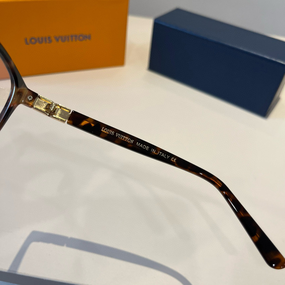 LV glasses ¥ — photo 10