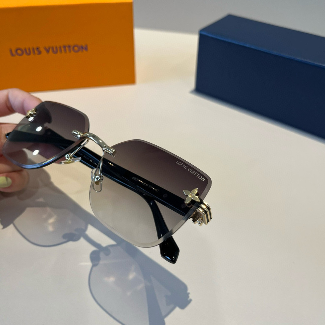 LV glasses ¥ — photo 5
