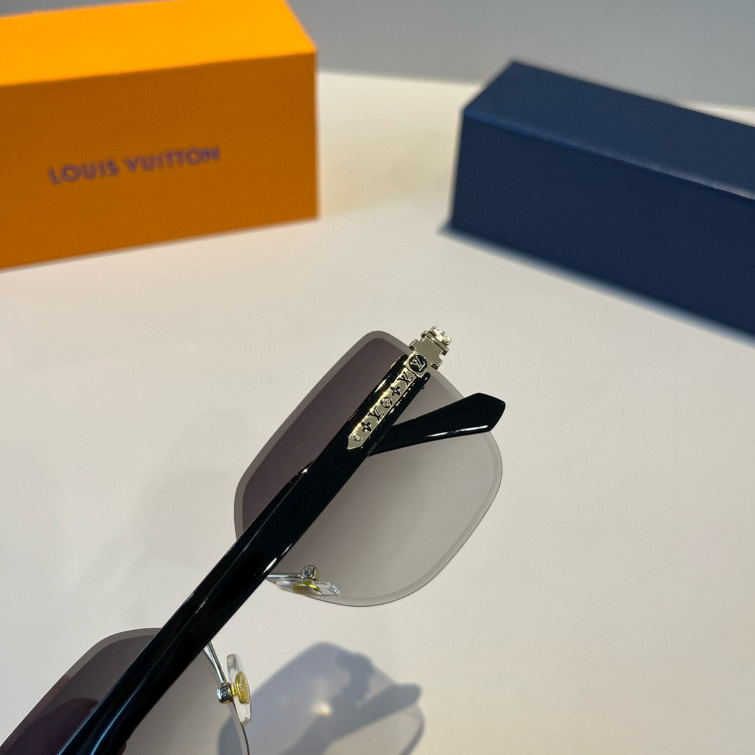 LV glasses ¥ — photo 8