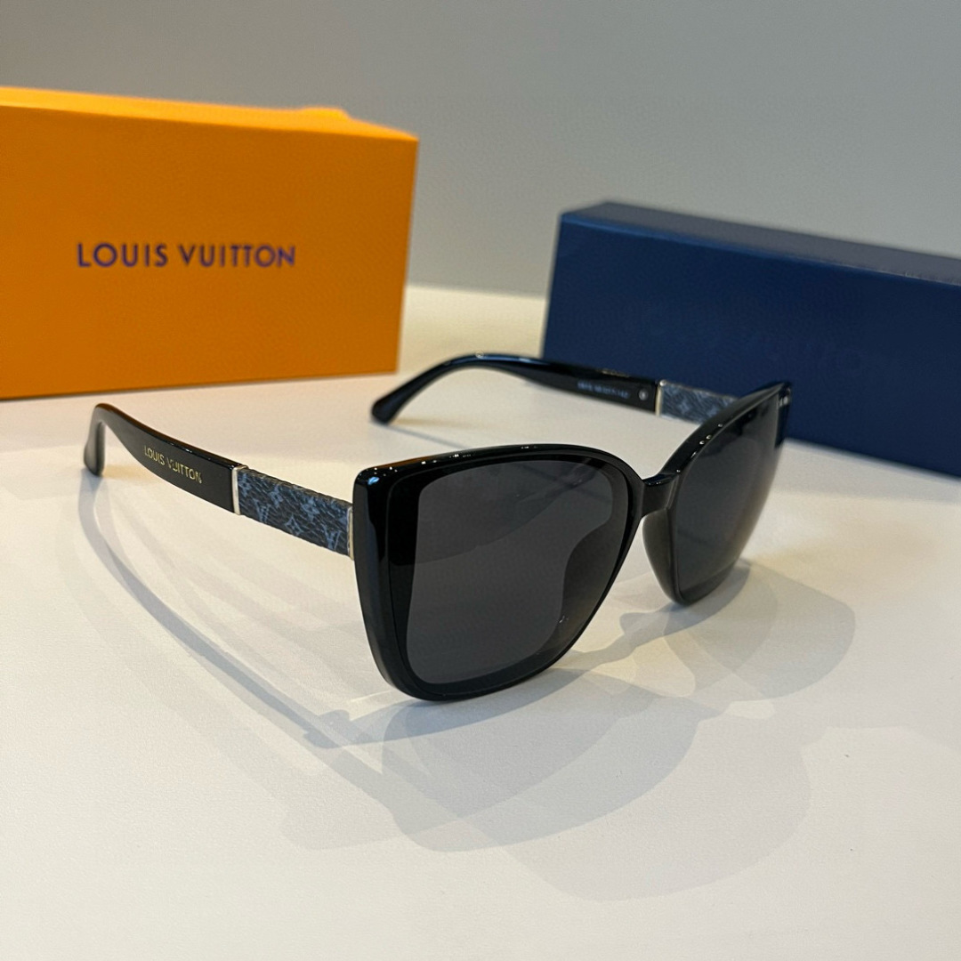 NO:374369,LV Louis Vuitton New first-time sunglasses, men and women's same style, invincible and comfortable to wear, fashion trendy style, classic metal single beam pilot toad-shaped fashionable sunglasses, glasses, louis vuitton, louis vuitton19860909LV路易威登 新款首发太阳镜 男女同款佩戴无敌舒适 时尚潮流款 经典款金属单梁飞行员蛤蟆形时尚太阳镜眼镜墨镜太阳镜,眼镜,louis vuitton,louis vuitton,glasses