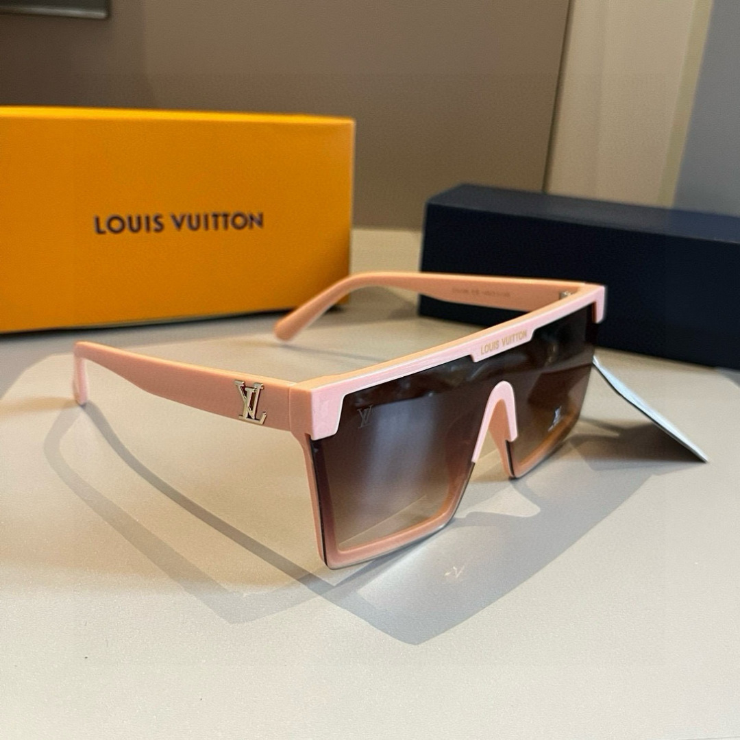 NO:375514,LV Louis Vuitton's new sunglasses, cool styles, may not necessarily attract men, but must attract young ladies glasses, sunglasses, glasses, louis vuitton, louis vuitton19860909LV路易威登新款遮阳墨镜,炫酷的款式,不一定吸引男士,但一定吸引小姐姐眼镜墨镜太阳镜,眼镜,louis vuitton,louis vuitton,glasses