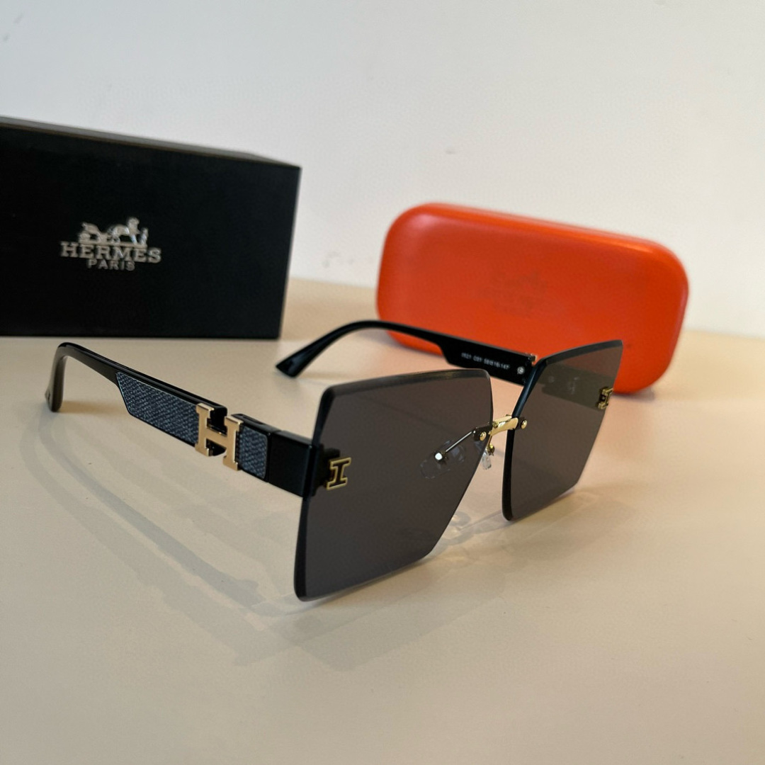 NO:375511,Hermes women's sunglasses, oval lenses super high-end customization, essential glasses, sunglasses, sunglasses, glasses, hermes, hermes19860909Hermes爱马仕 女款太阳镜,椭圆形镜片超高级定制,出游开车必备眼镜墨镜太阳镜,眼镜,hermes,hermes,glasses