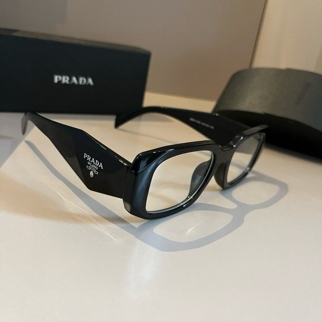 NO:925532,PRADA Sunglasses Prada's best-selling model SPR17WF This year's most popular style glasses, sunglasses, sunglasses, glasses, prada, prada19860909PRADA 太阳镜 普拉达销量冠军款 SPR17WF 今年最火爆的款式眼镜墨镜太阳镜,眼镜,prada,prada,glasses