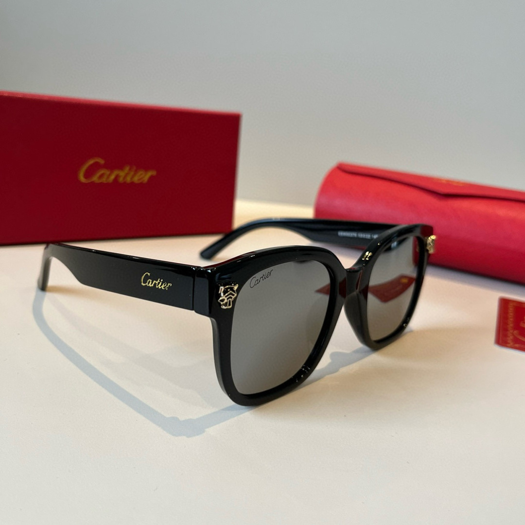 NO:376506,CARTIE* Cartier Privileged sunglasses metal material PC temples with ten frameless ultra-light electroplating technology and exquisite temperament! The new model has just arrived on the official website original version is super high quality, ultra-high-end luxury symbolic color glasses sunglasses, glasses, cartier, cartier19860909CARTIE*卡地亚 珍贵太阳眼镜金属材质 PC镜腿十无框超轻电镀工艺精湛气质十足!新款刚刚到货官网原版超高品质,超高档奢华的象征色眼镜墨镜太阳镜,眼镜,cartier,cartier,glasses