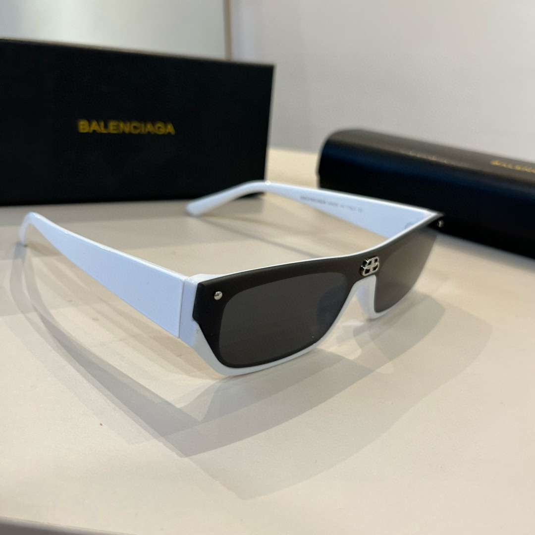 Balenciaga briller ¥