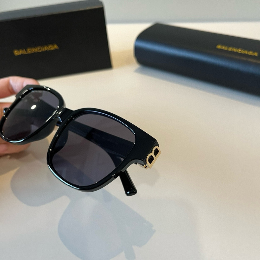 Balenciaga glasses ¥ — photo 6