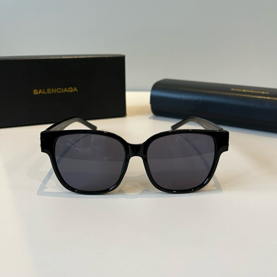 Balenciaga glasses ¥ — photo 2