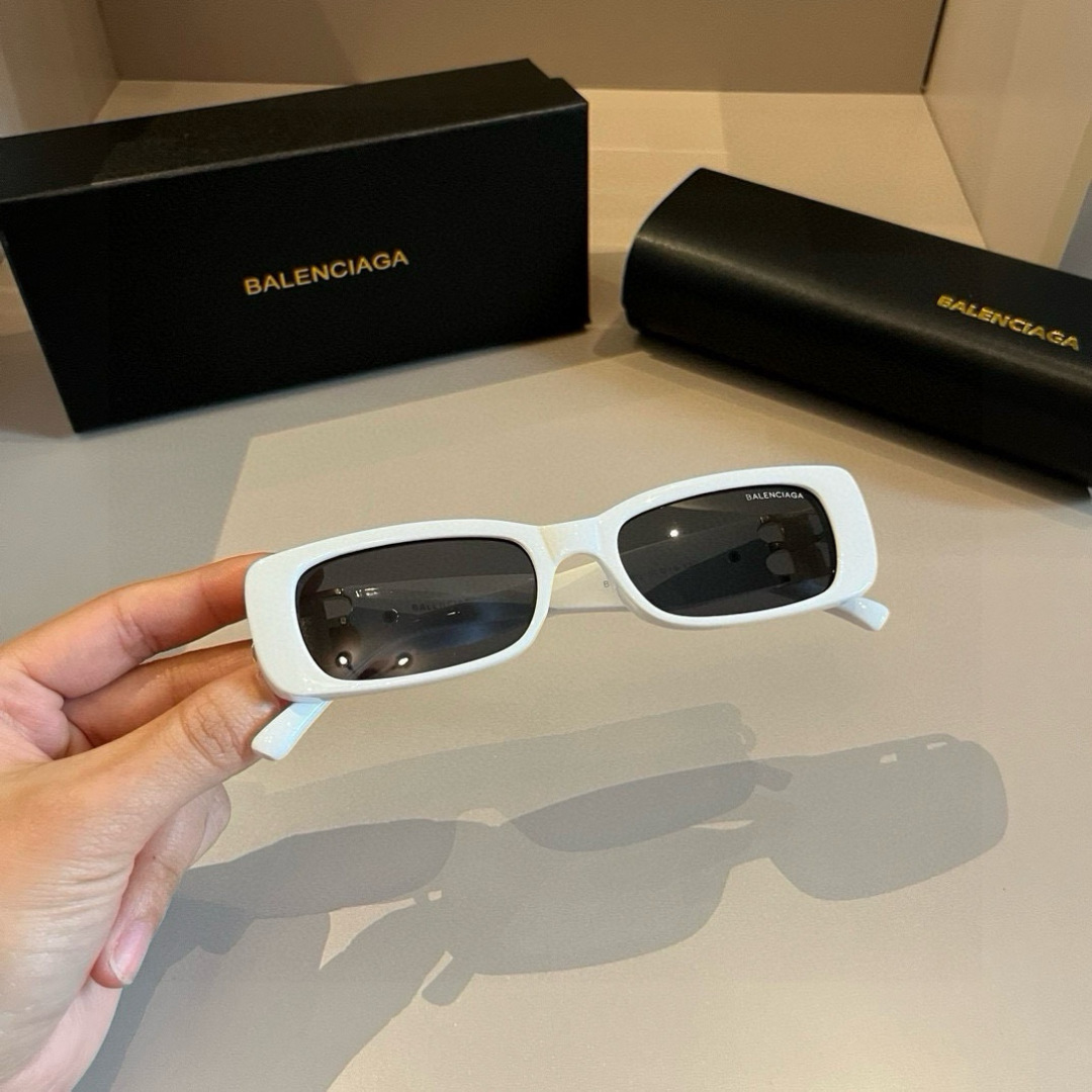Balenciaga-glazen ¥ — photo 9