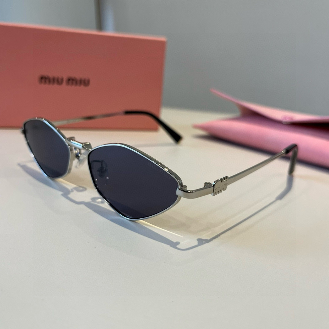 Miumiu briller ¥ — photo 3