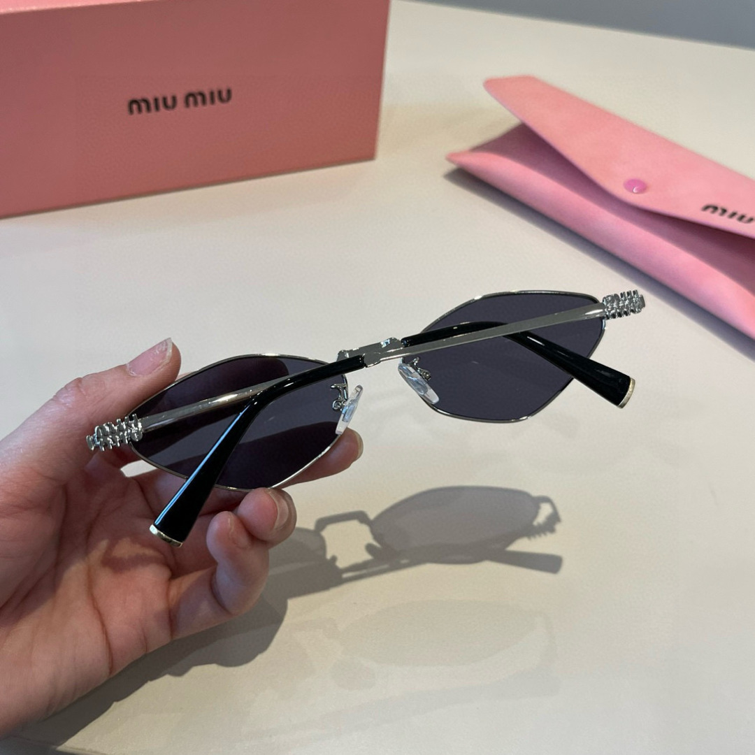 Miumiu briller ¥ — photo 8