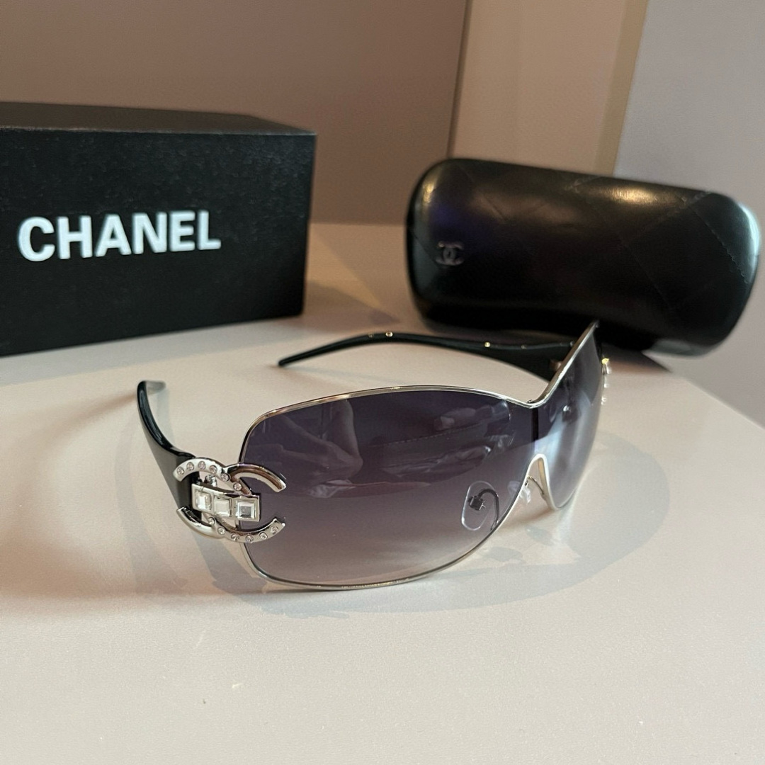 chanel glasses ¥ — photo 3