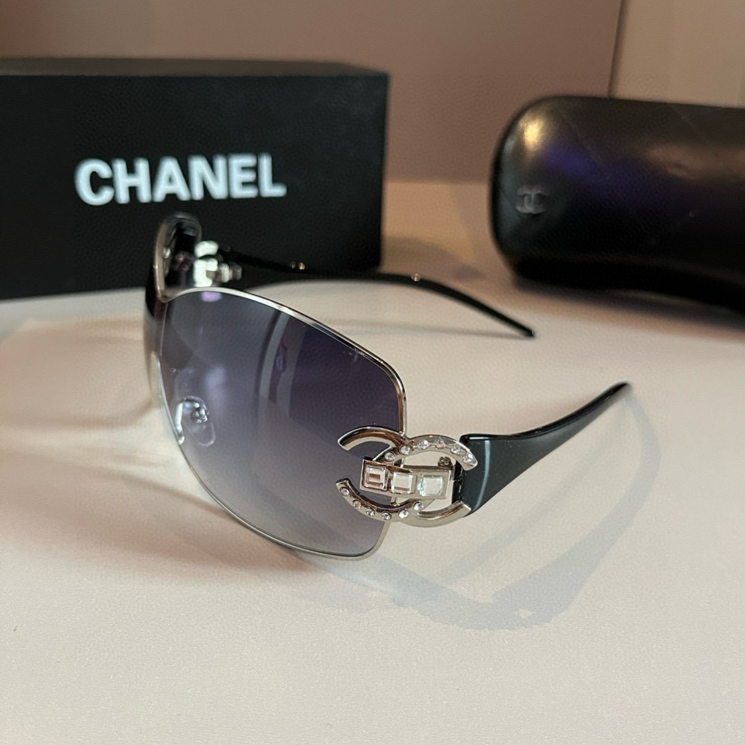 chanel glasses ¥ — photo 4
