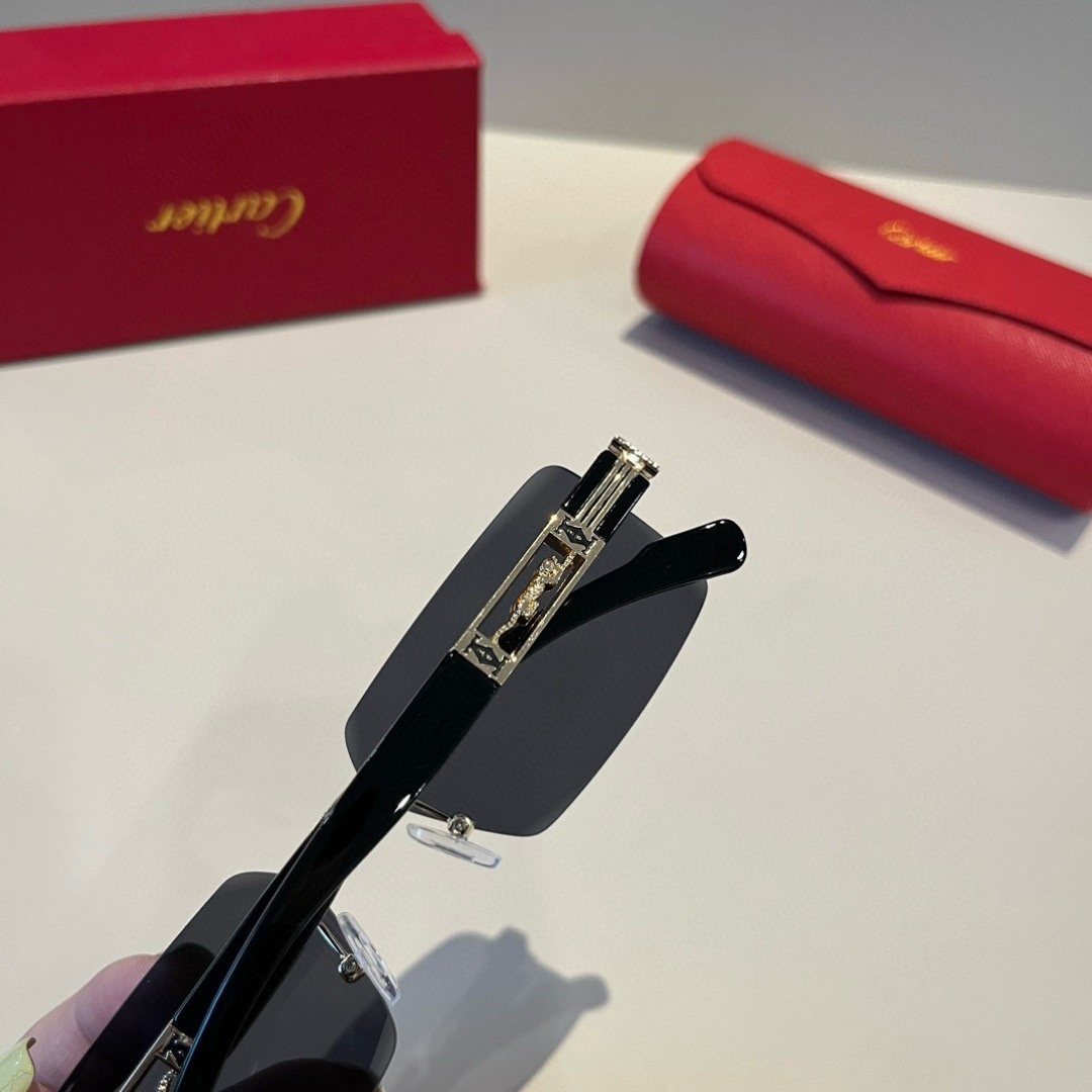 Lunettes de soleil Cartier ¥ — photo 7