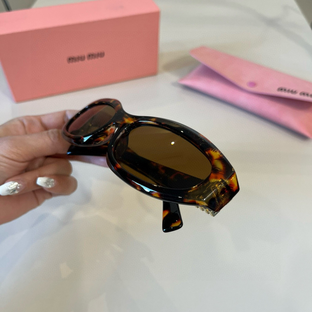 Miumiu glasses ¥ — photo 5