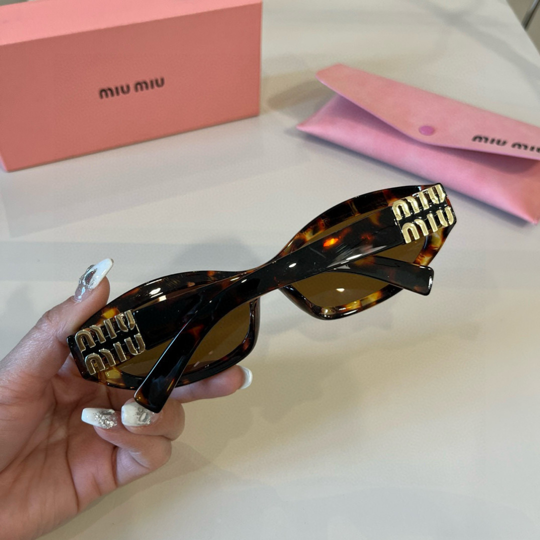 Miumiu glasses ¥ — photo 6