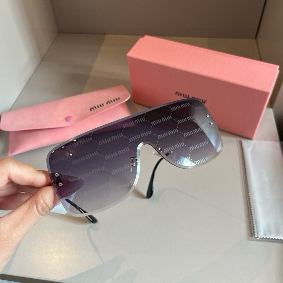 Miumiu glasses ¥ — photo 4