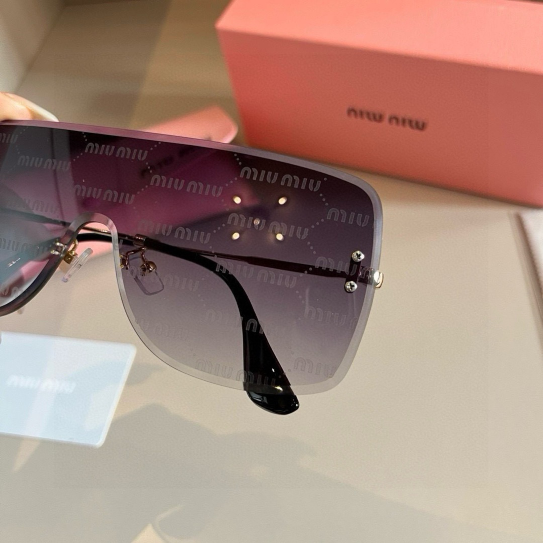 Miumiu glasses ¥ — photo 2
