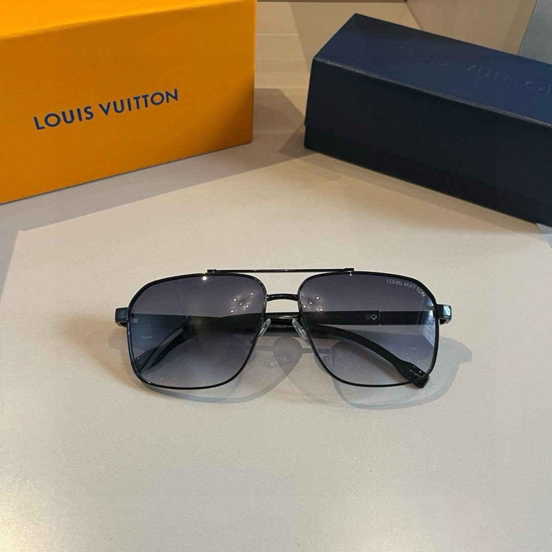 Солнцезащитные очки Louis Vuitton